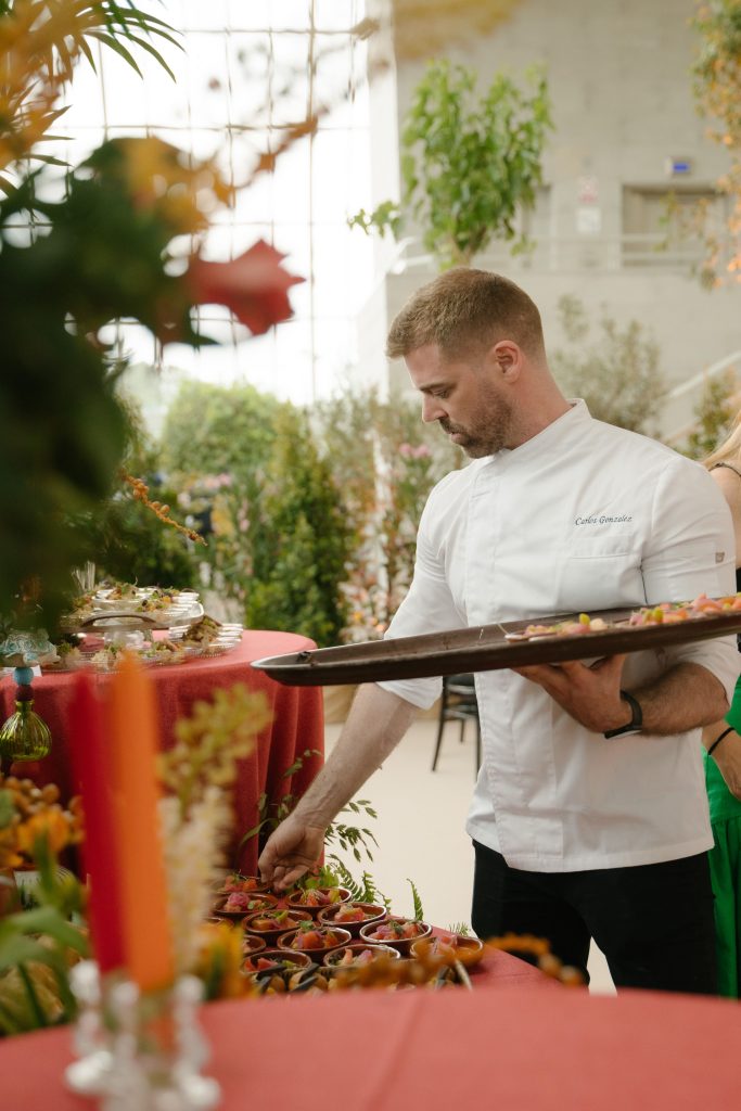 siempre trabaja con nosotros