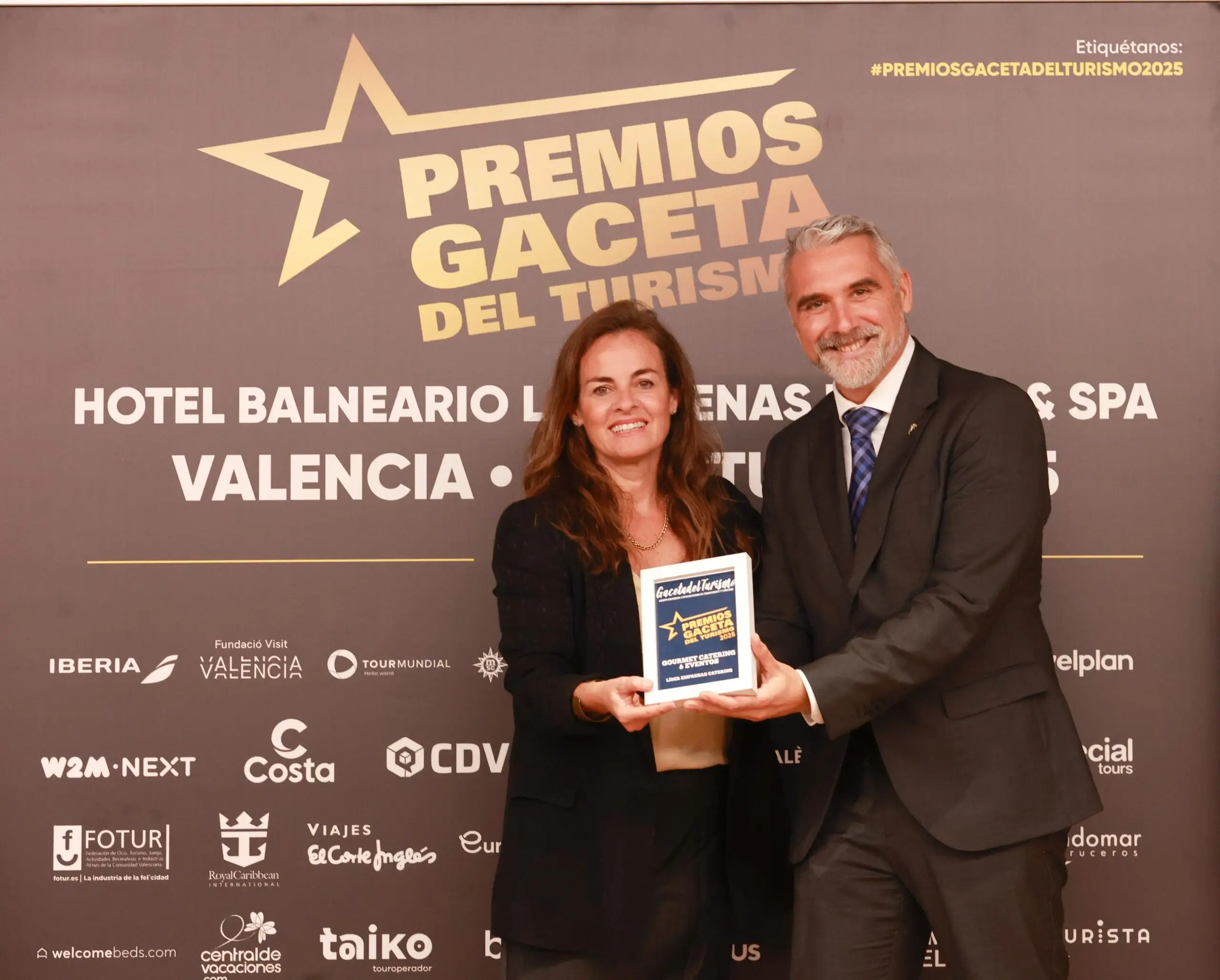 líder de catering de la Comunidad Valenciana de La Gaceta del Turismo (2)|imagen premios gaceta del turismo|charla en premios|fin del evento la gaceta del turismo|fin del evento la gaceta del turismo 2|fin del evento la gaceta del turismo 3|fin del evento la gaceta del turismo con arroz|fin del evento la gaceta del turismo con arroz 2|fin del evento la gaceta del turismo con catering|fin del evento la gaceta del turismo con logo gourmet catering|fin del evento la gaceta del turismo con logo de gourmet catering|fin del evento la gaceta del turismo con catering y sirviendo|fin del evento la gaceta del turismo con catering y sirviendo con logo|fin del evento la gaceta del turismo con catering con logo de gourmet catering|fin del evento la gaceta del turismo con catering 10|líder de catering de la Comunidad Valenciana de La Gaceta del Turismo final
